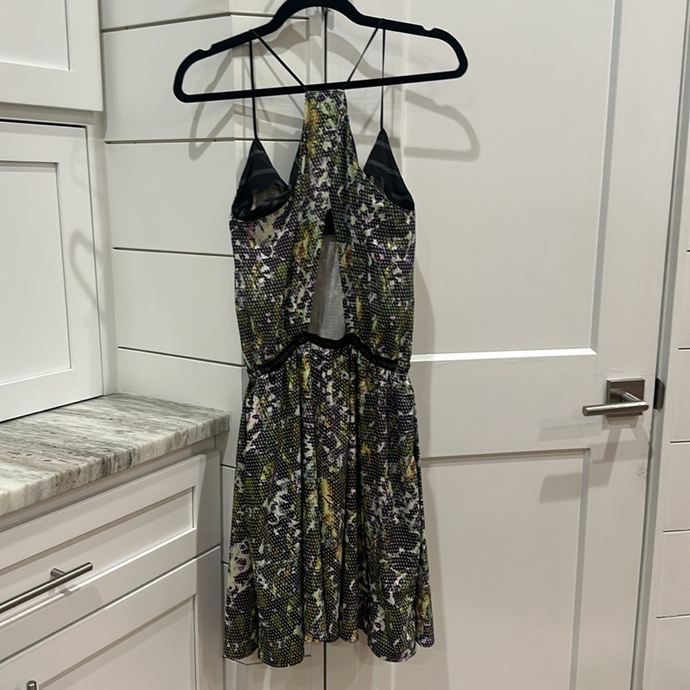 (6193) LULULEMON City Summer Dress - Sz 6 in Floral Sport White Multi - Picture 11 of 11
